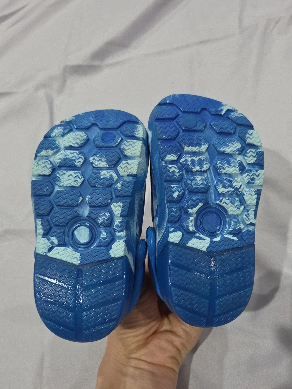 Carter's Blue Light Up Clogs, Size 5 Toddler